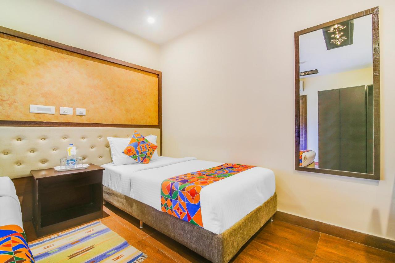 Fabhotel Golpark Kalkutta Exterior foto